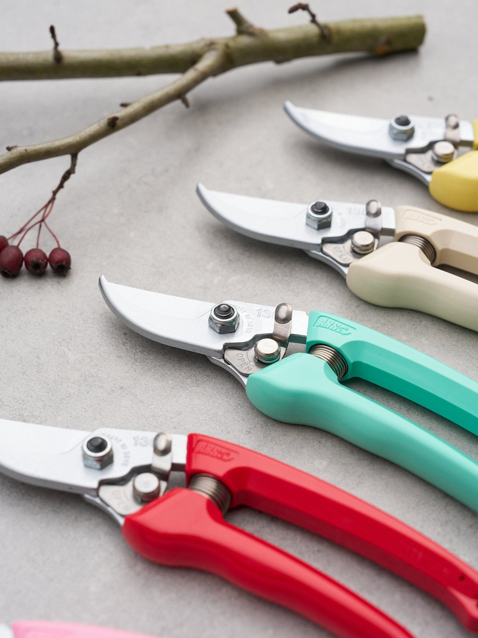 Beskærersaks ARS 130DX-Sart gul 