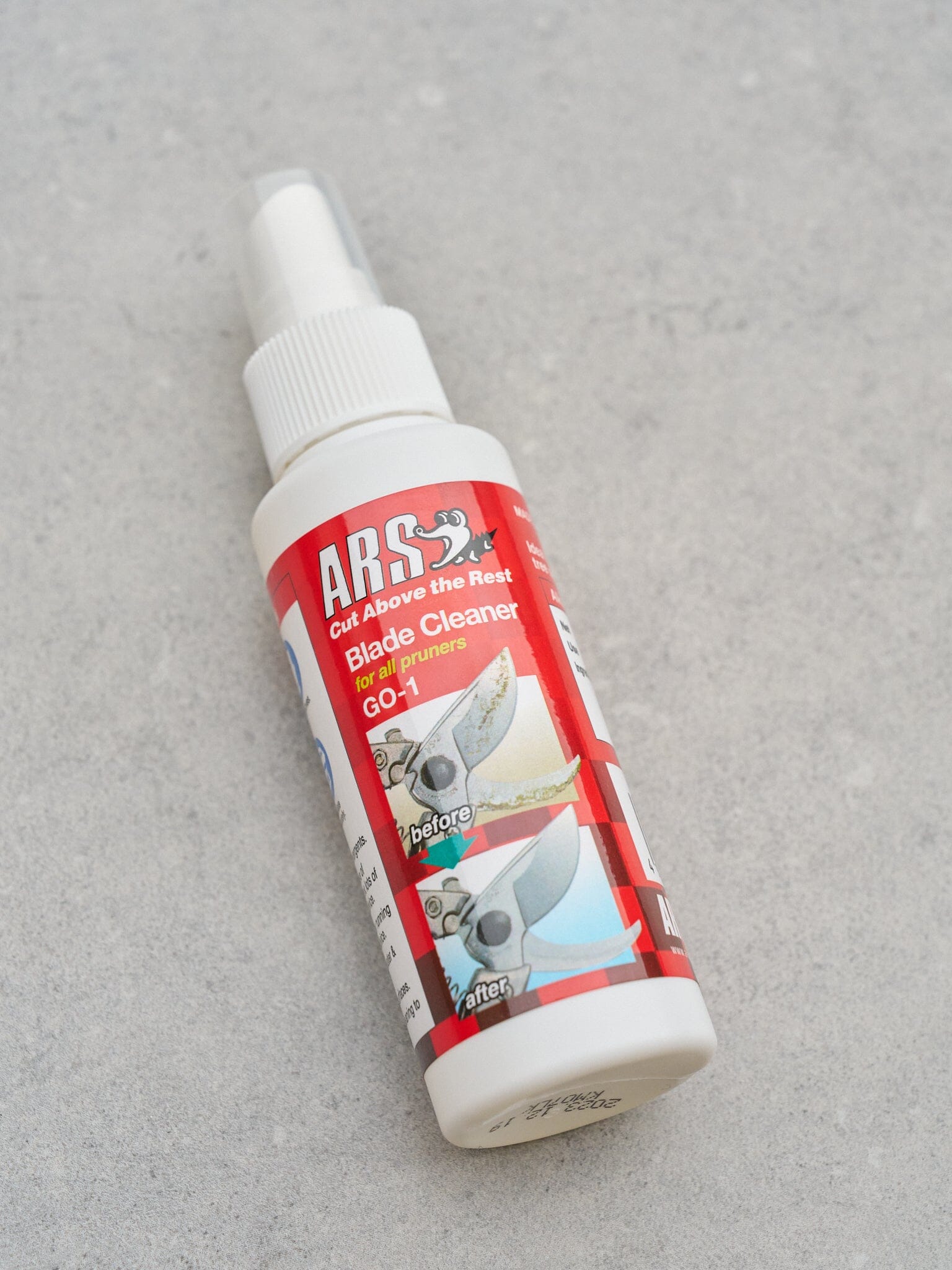 Slibesten og rensevæske til dine havesakse og redskaber. 